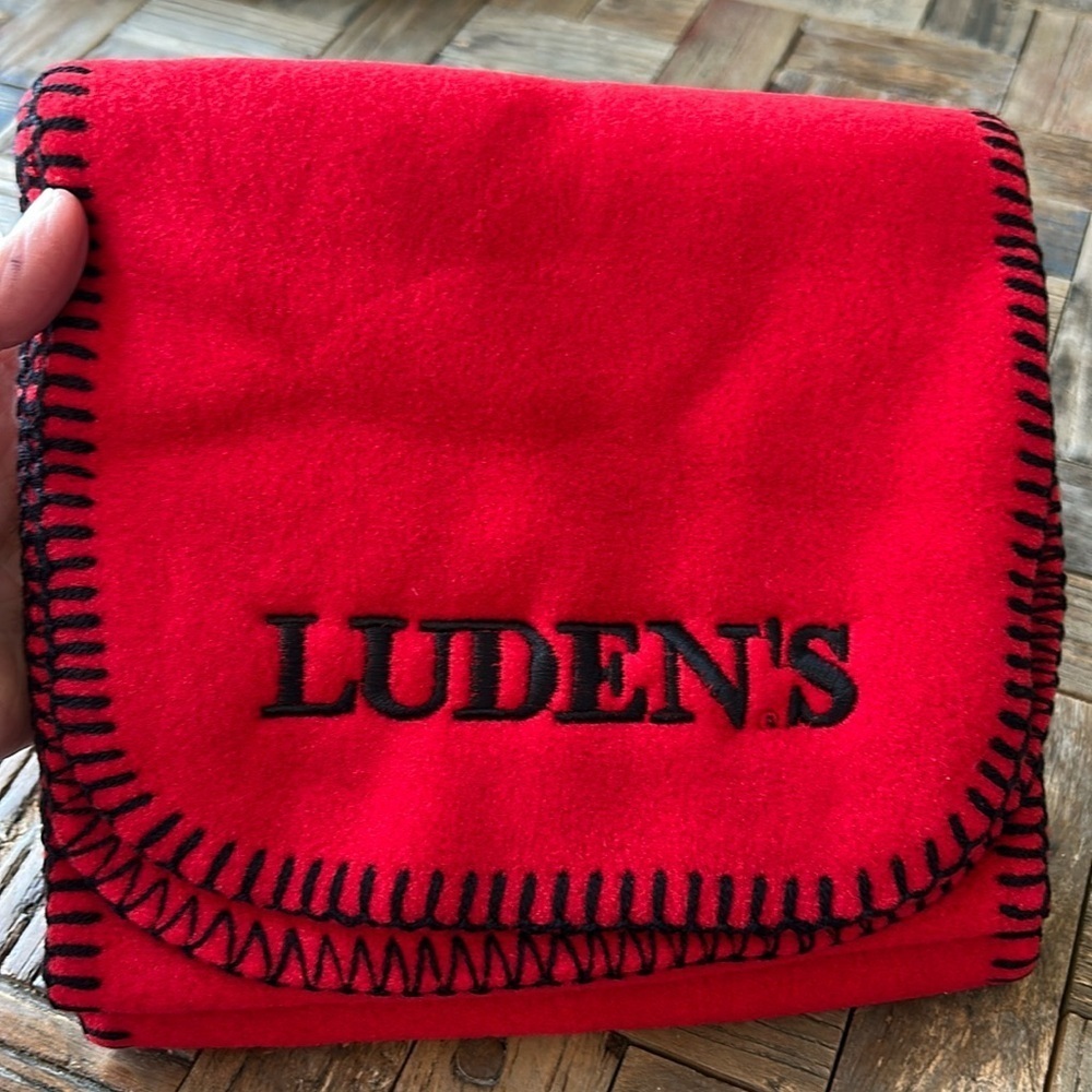 Luden’s Red Fleece Polartec Scarf 28” X 7 1/2” Unisex NEW